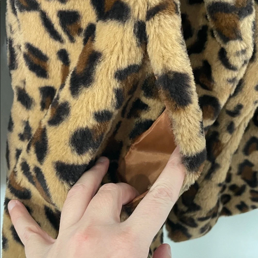 Leopard Print Faux Fur Teddy Coat Cropped Open Front Lined Size Small - Picture 4 of 9